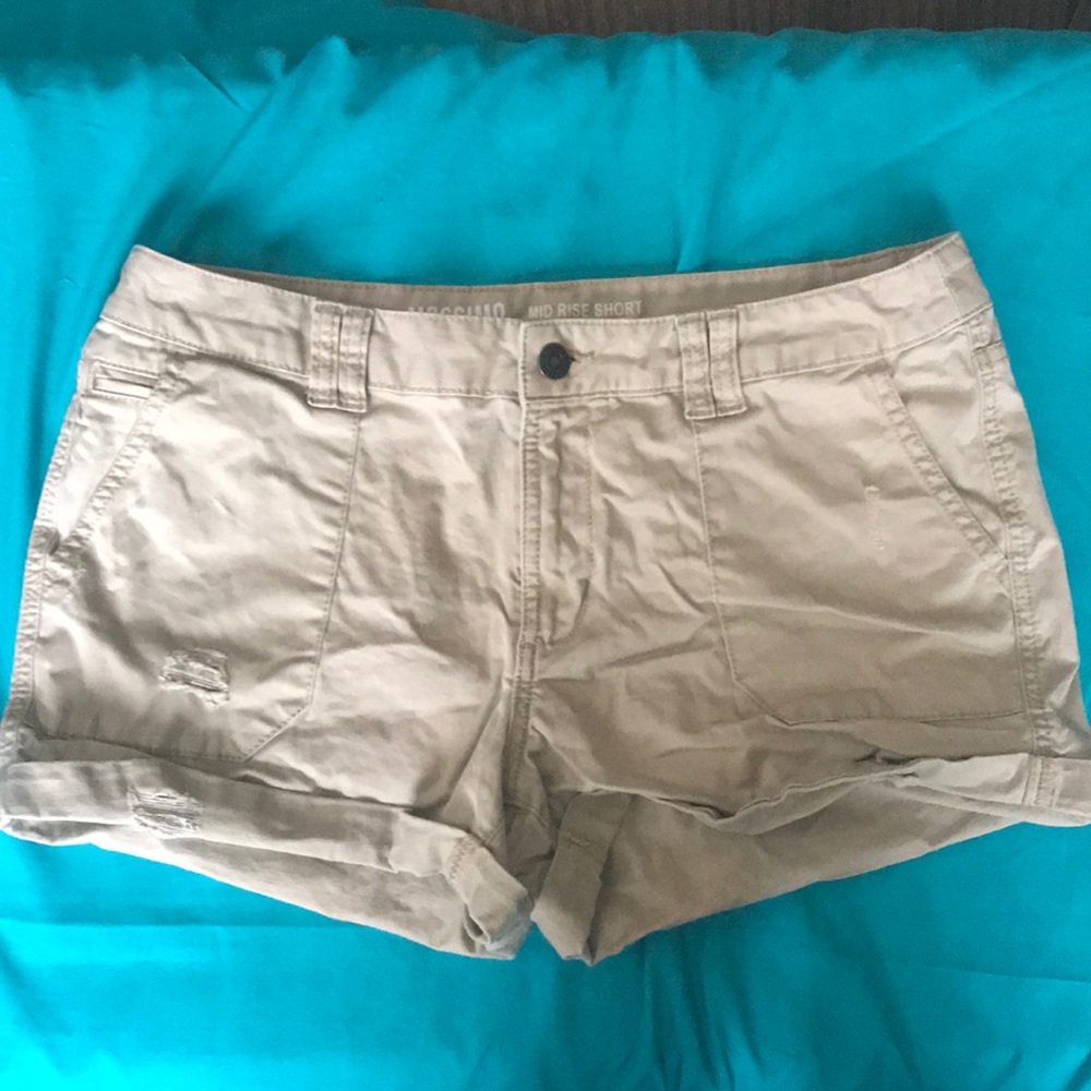 Khaki distressed shorts